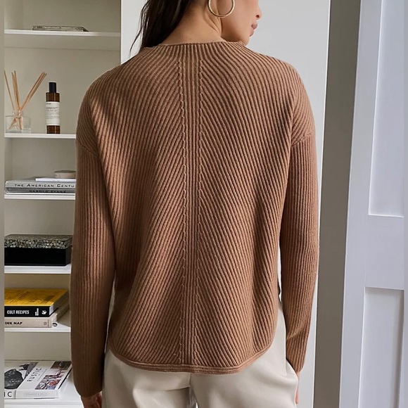 Aritzia Babaton Chalmers Sweater | XS | Constant Camel | Like New - Picture 5 of 6